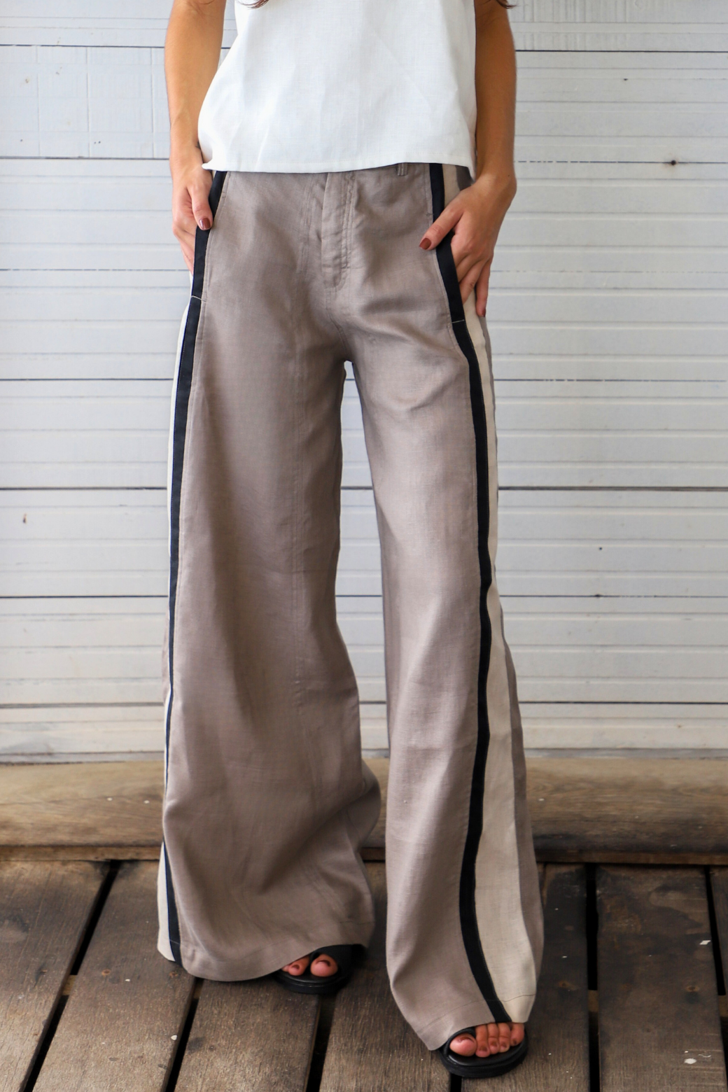 BLACK BORA PANTS