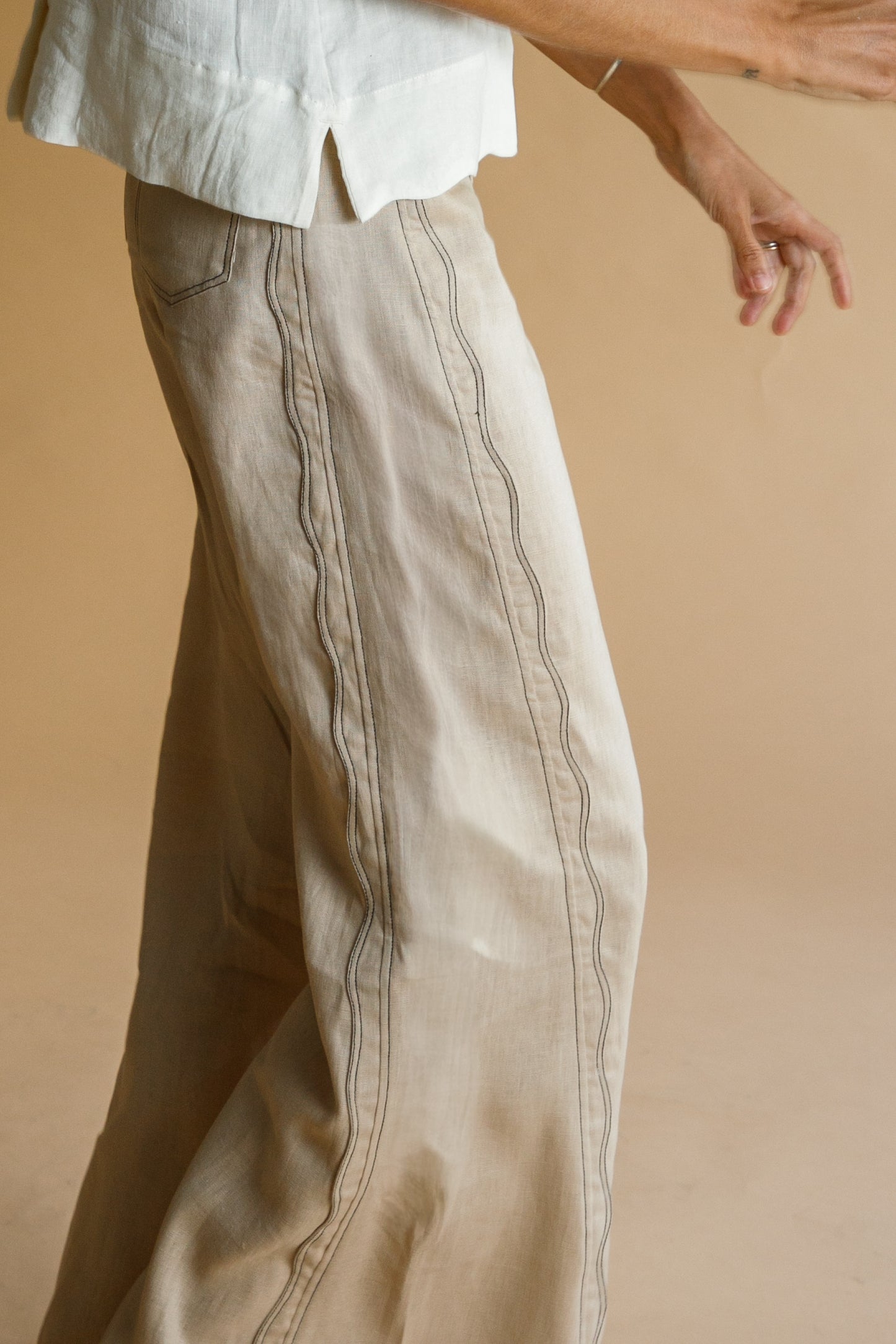 PANTALÓN OLA BLANCO HIEL0