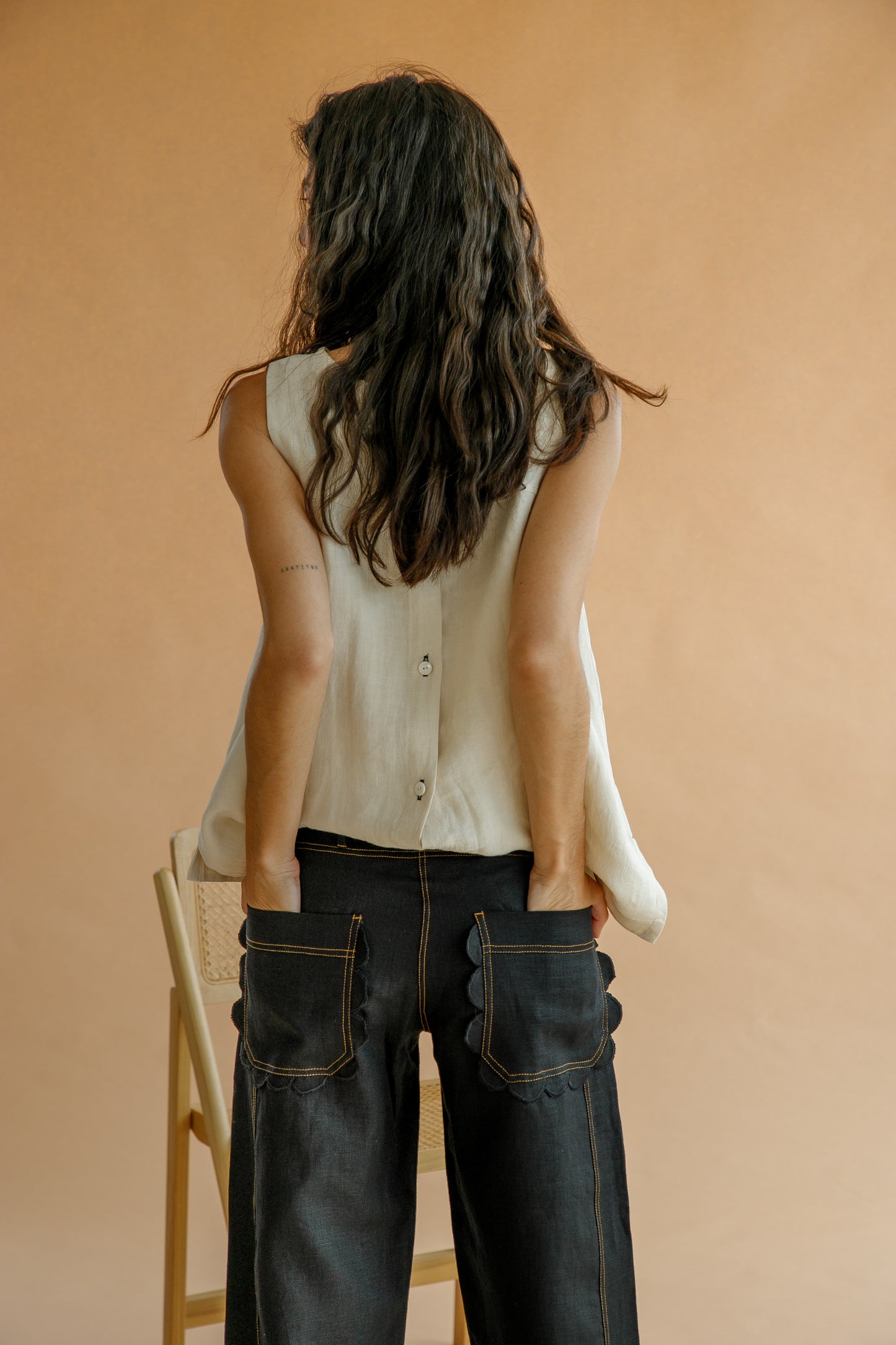 PANTALÓN BARCELONA FLOR NEGRO